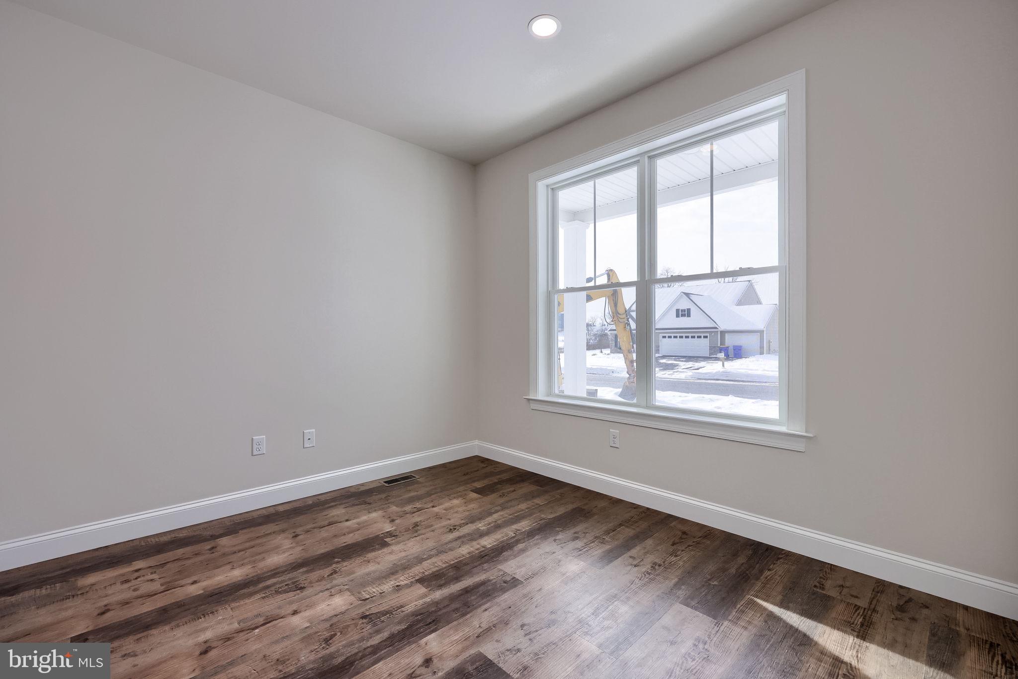 DONWOOD ESTATES - Residential