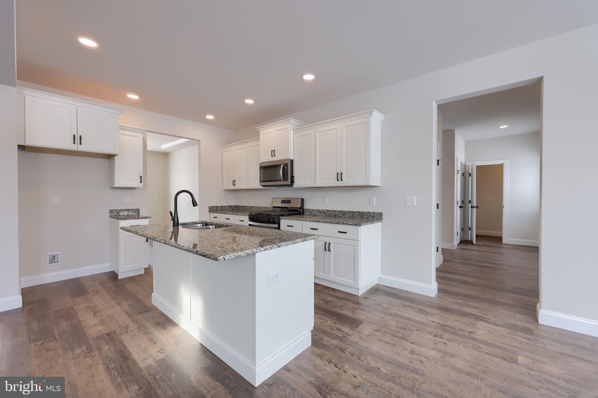 DONWOOD ESTATES - Residential