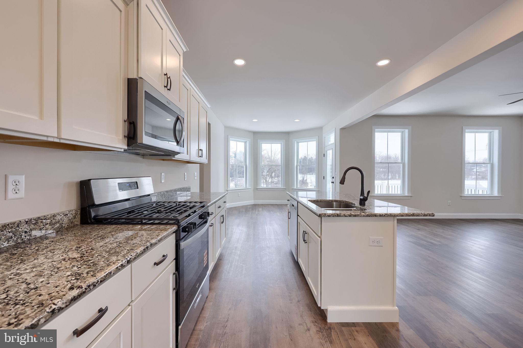 DONWOOD ESTATES - Residential