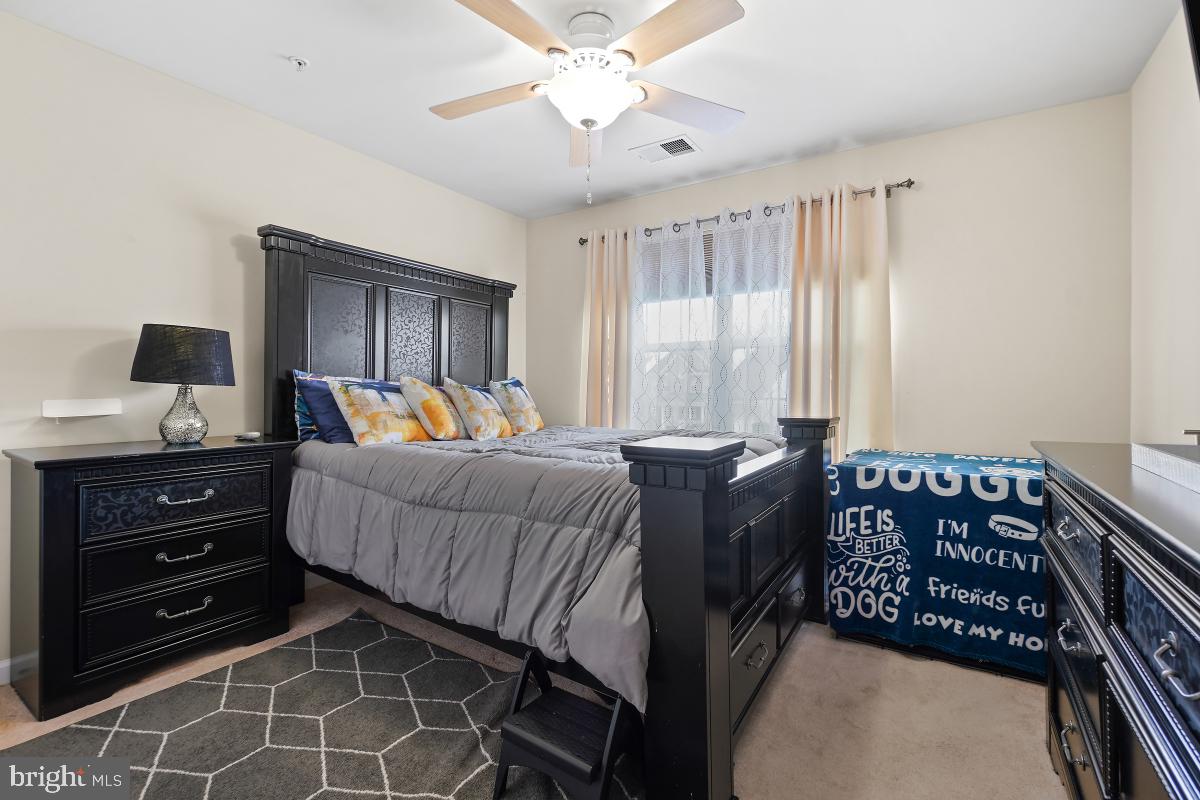 SUMMERWOOD - Residential