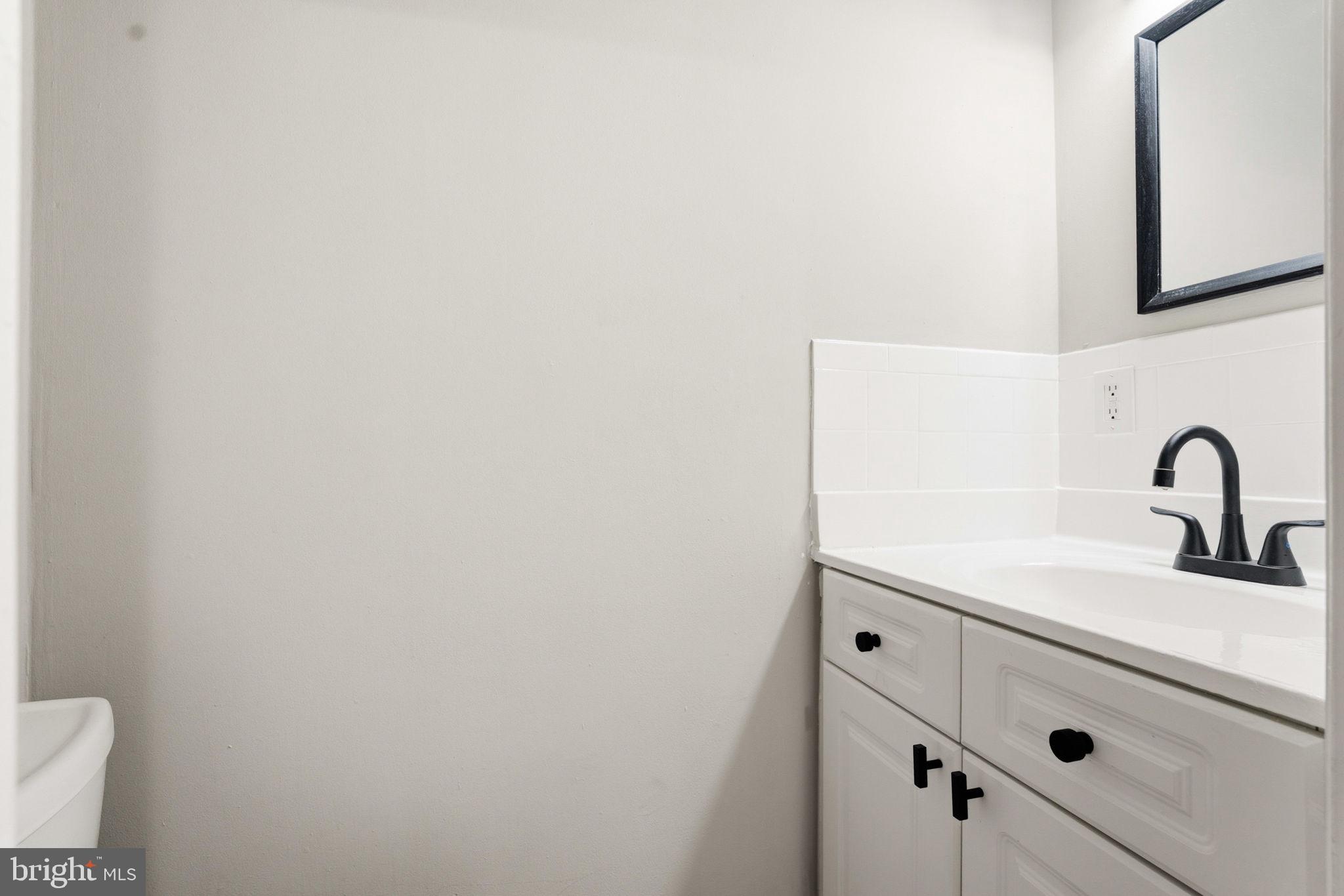 NEWPORT ESTATES - Residential