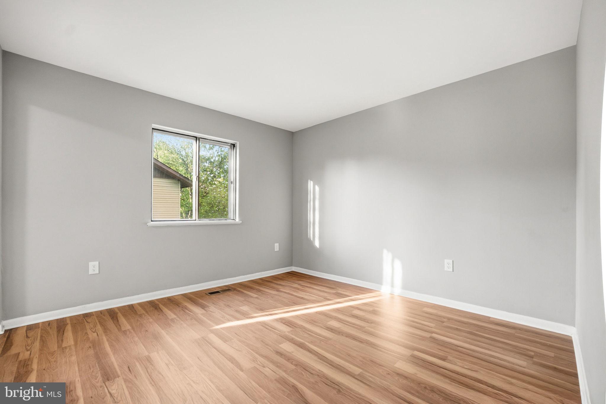 NEWPORT ESTATES - Residential