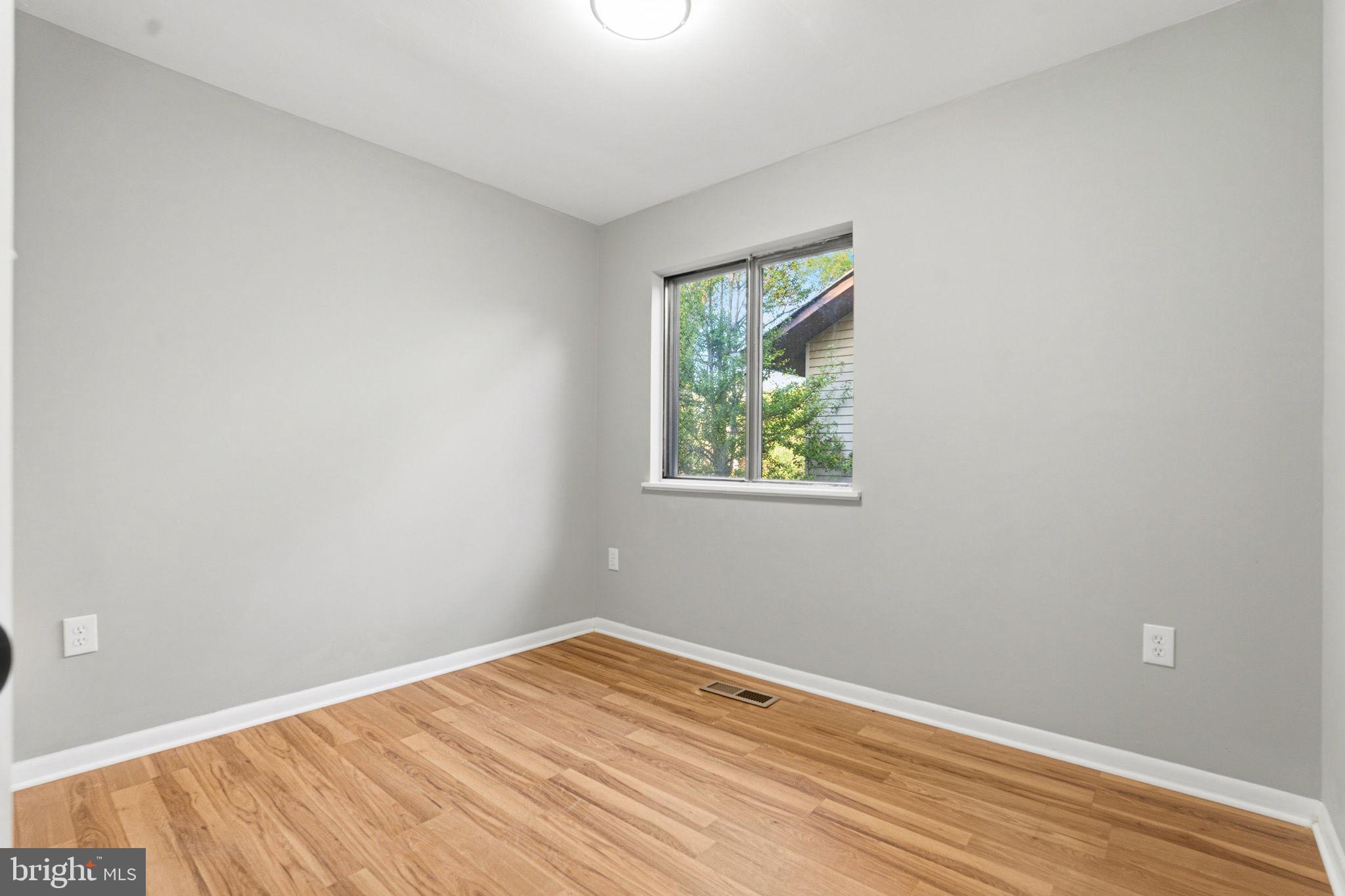 NEWPORT ESTATES - Residential