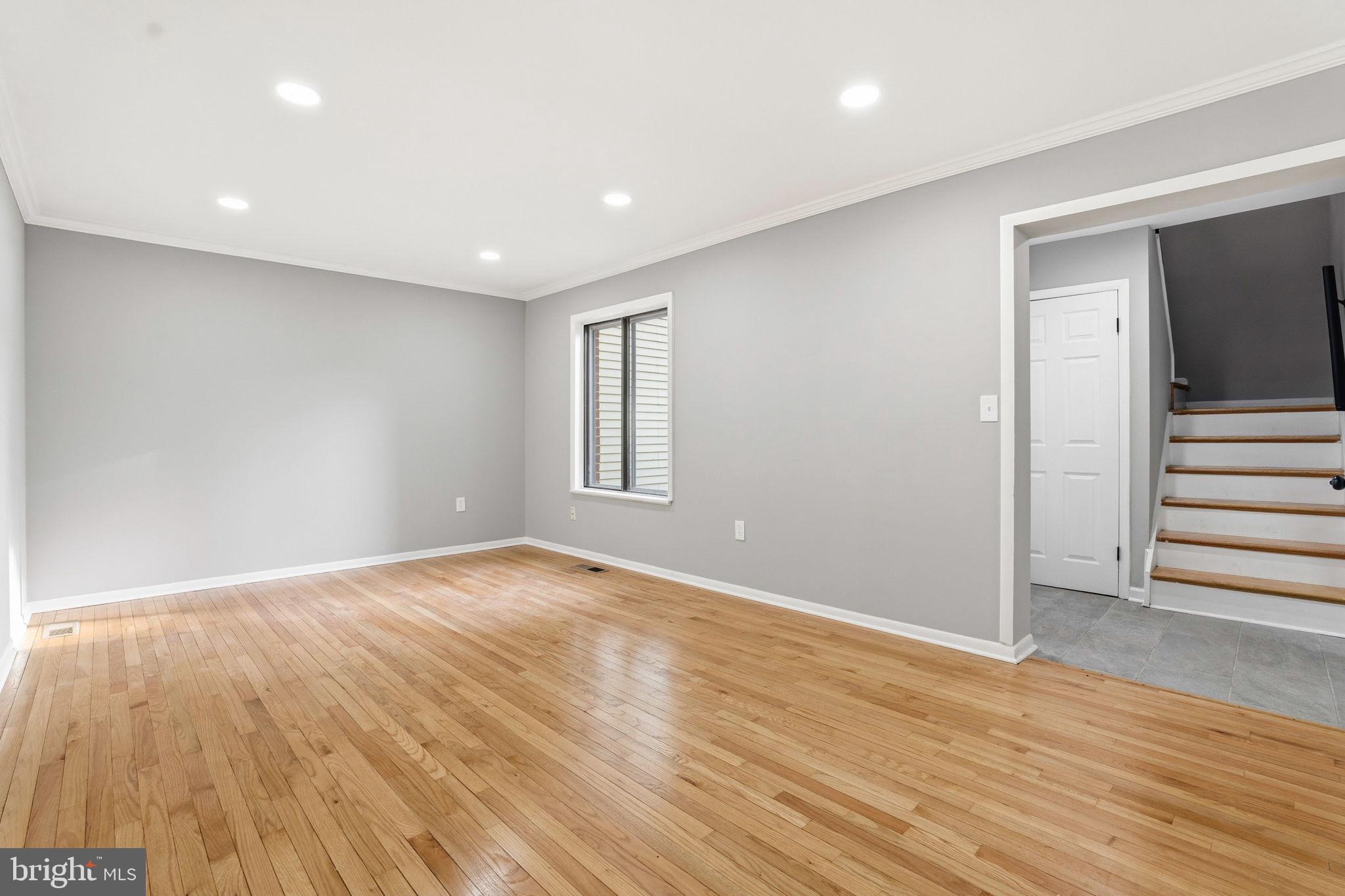 NEWPORT ESTATES - Residential