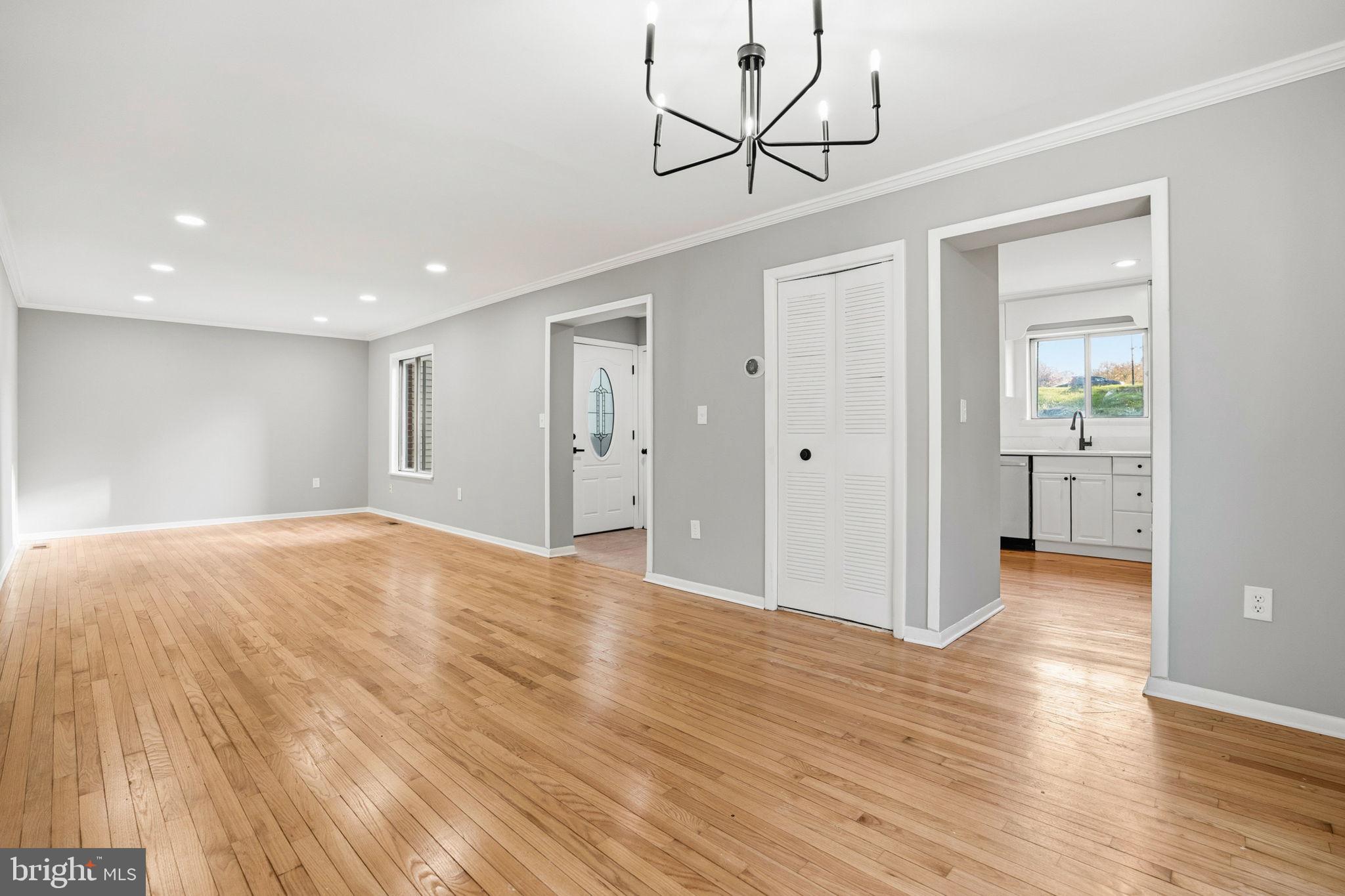 NEWPORT ESTATES - Residential