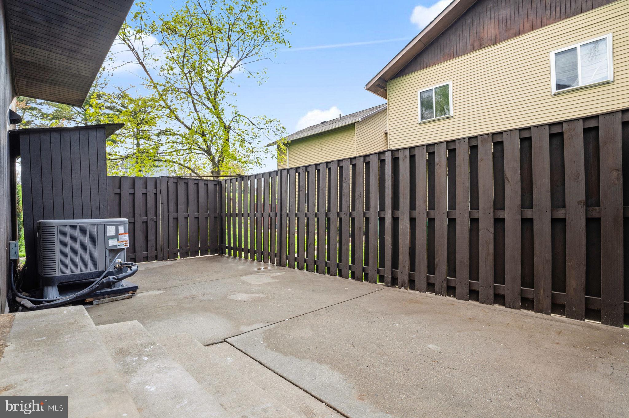 NEWPORT ESTATES - Residential