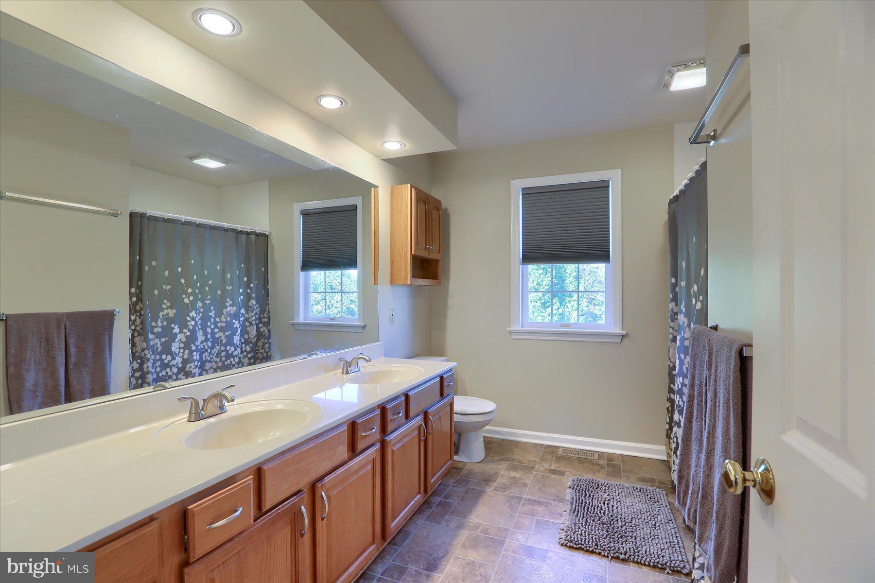 THE RIDINGS - Residential