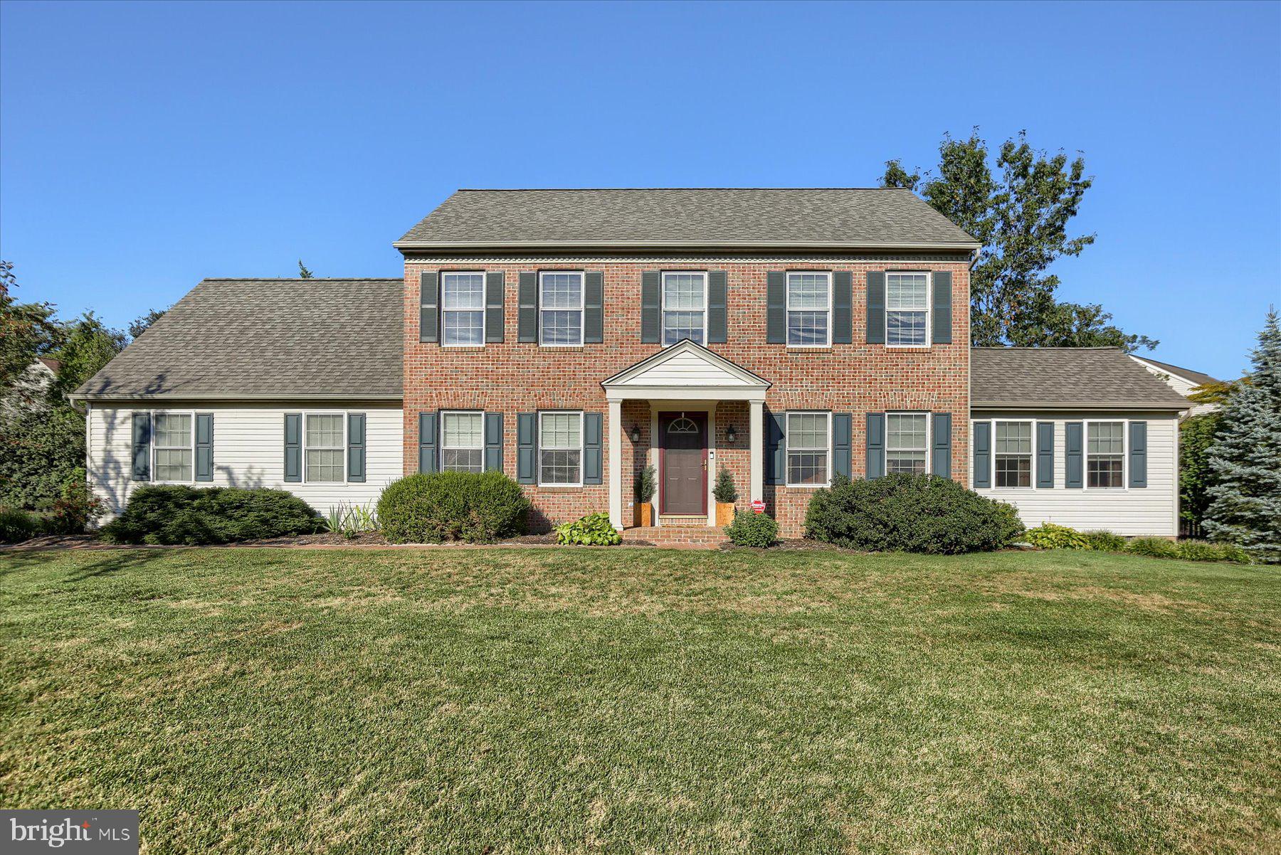 THE RIDINGS - Residential