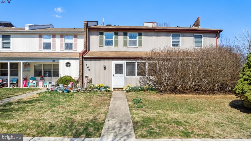 Handyman Special! Instant Equity to Be Earned! Welcome to 166 Appledore Dr - featuring a 3 bed 1.5 bath end unit townhome located in highly sought after Wedgewood Estates neighborhood ! This home needs some TLC but has so much potential. Thought the front door you are greeted by a spacious living room, lovely dining room, large kitchen and half bathroom. The second level features 3 generously sized bedrooms and a full hall bathroom. Great location - just minutes from shopping, dining and parks! Home being sold in AS-IS condition. 166 Appledore Dr has so much to offer and will not last long! Schedule your showing today!