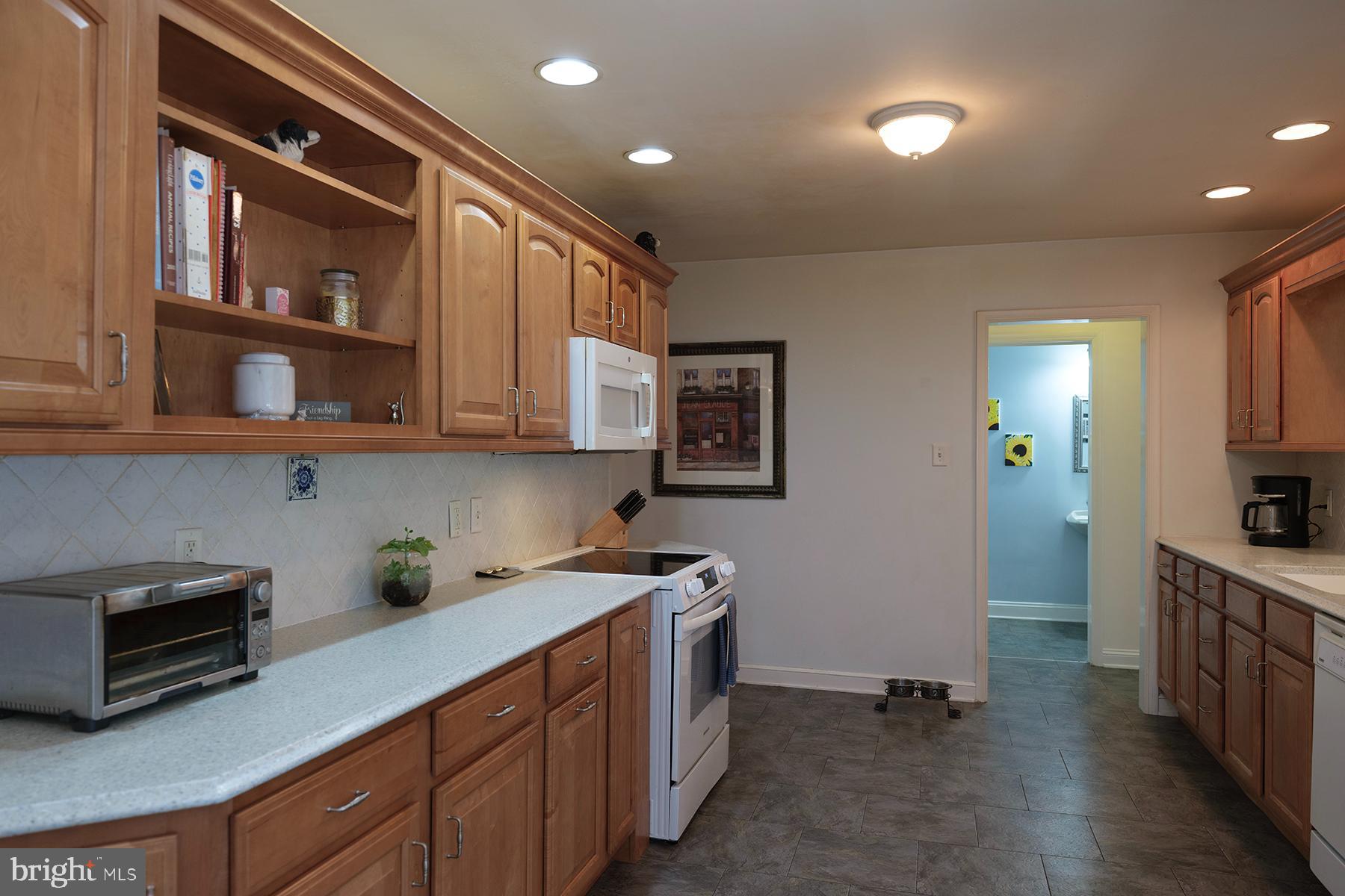 FOUNTAIN HEAD - Residential