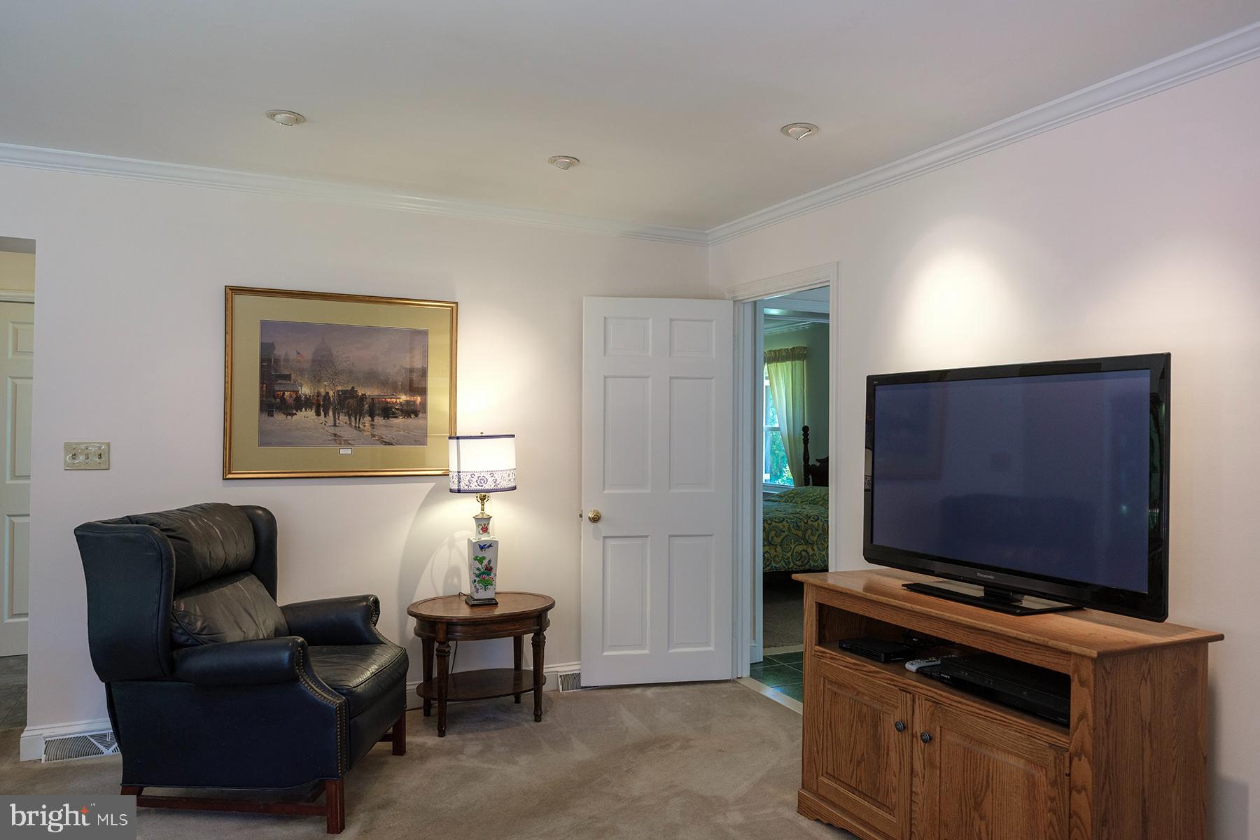 FOUNTAIN HEAD - Residential