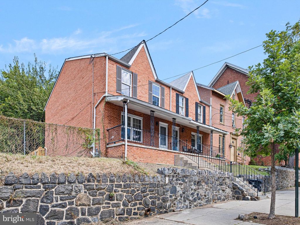 Photo of 503 W 5th Street, WILMINGTON, DE 19801 (MLS # DENC2088744)