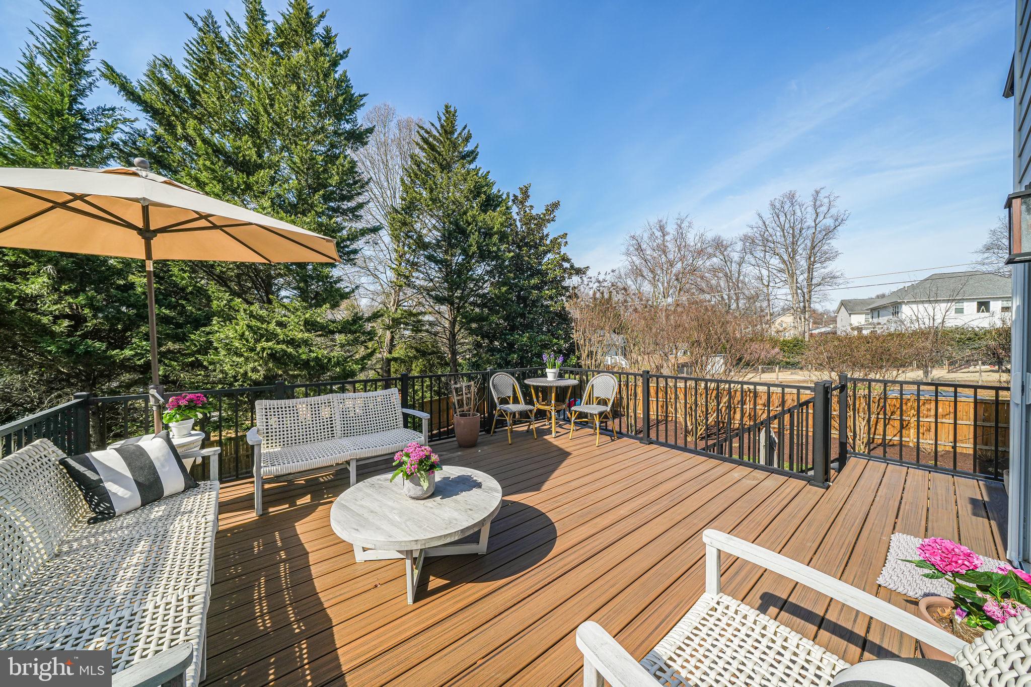 VIENNA WOODS - Residential