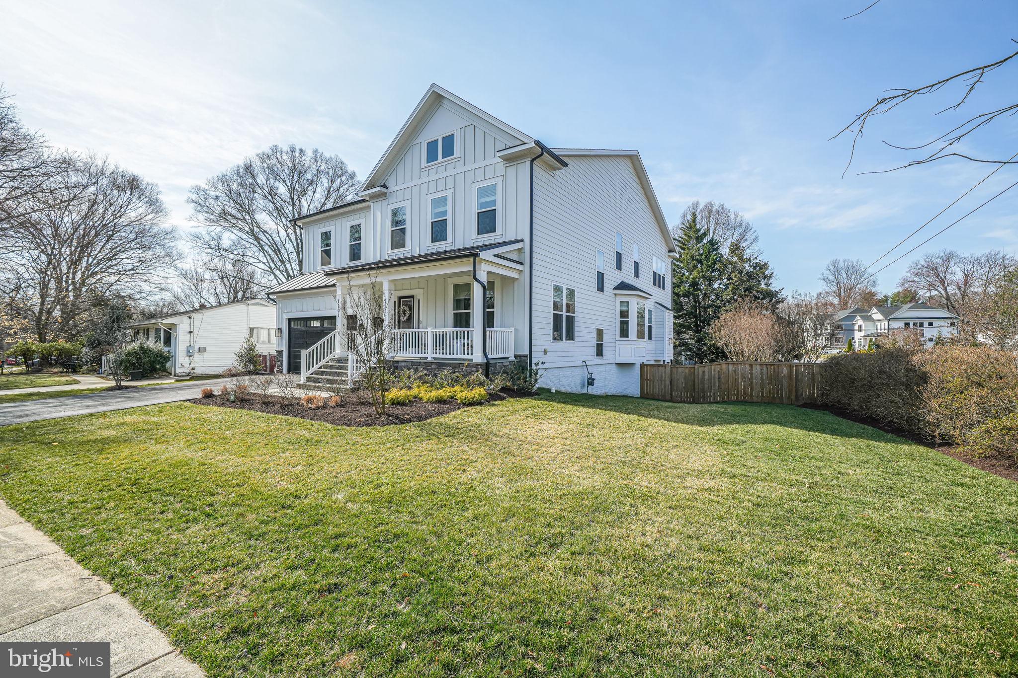 1101 COTTAGE STREET SW