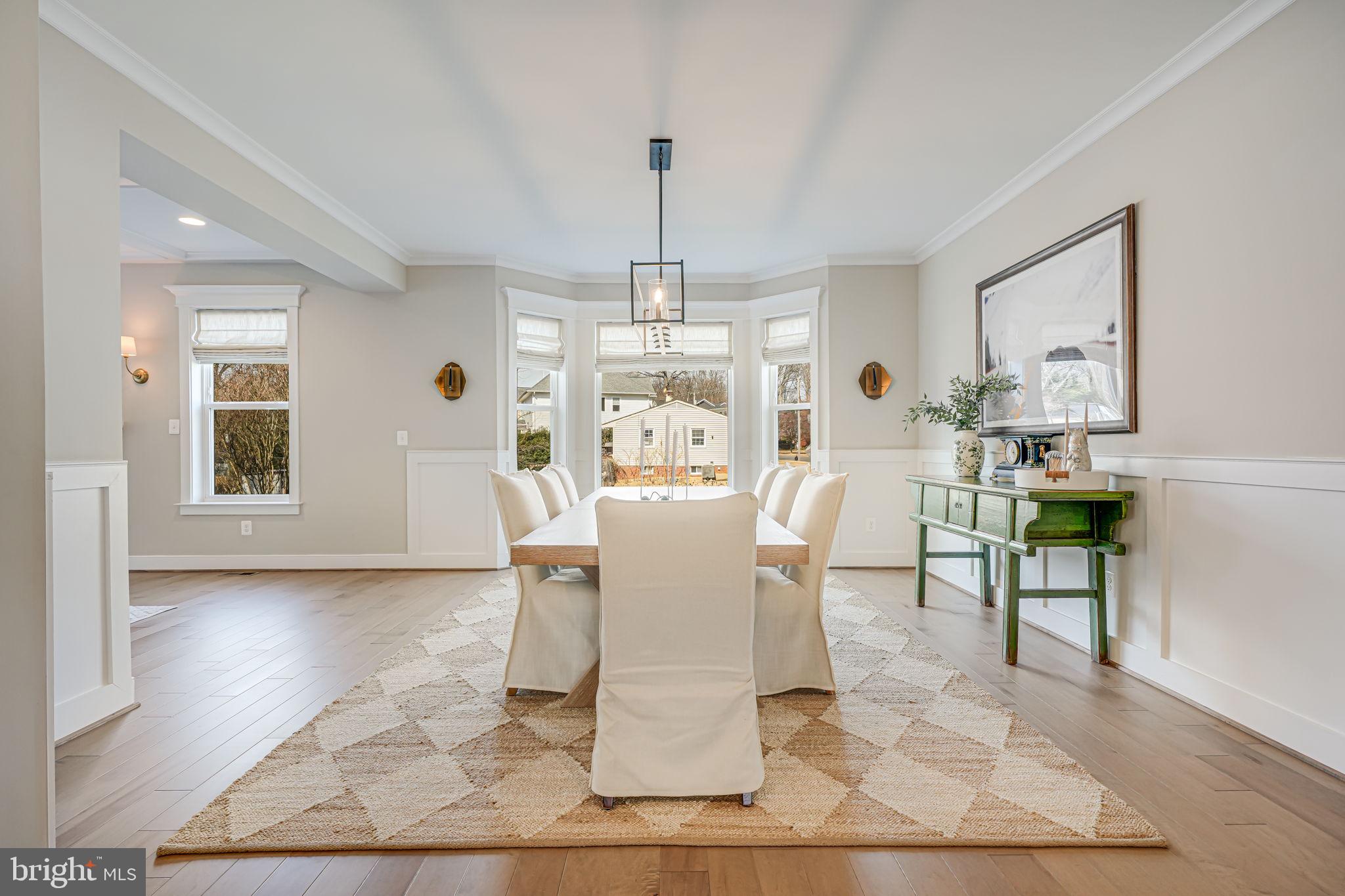 VIENNA WOODS - Residential