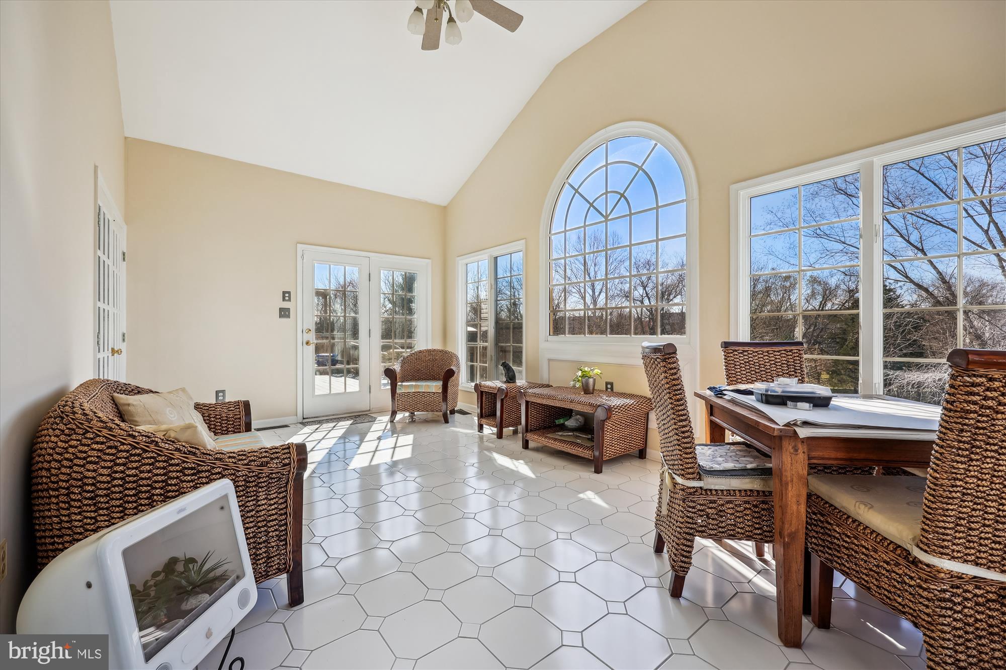 HUNTERS RUN - Residential