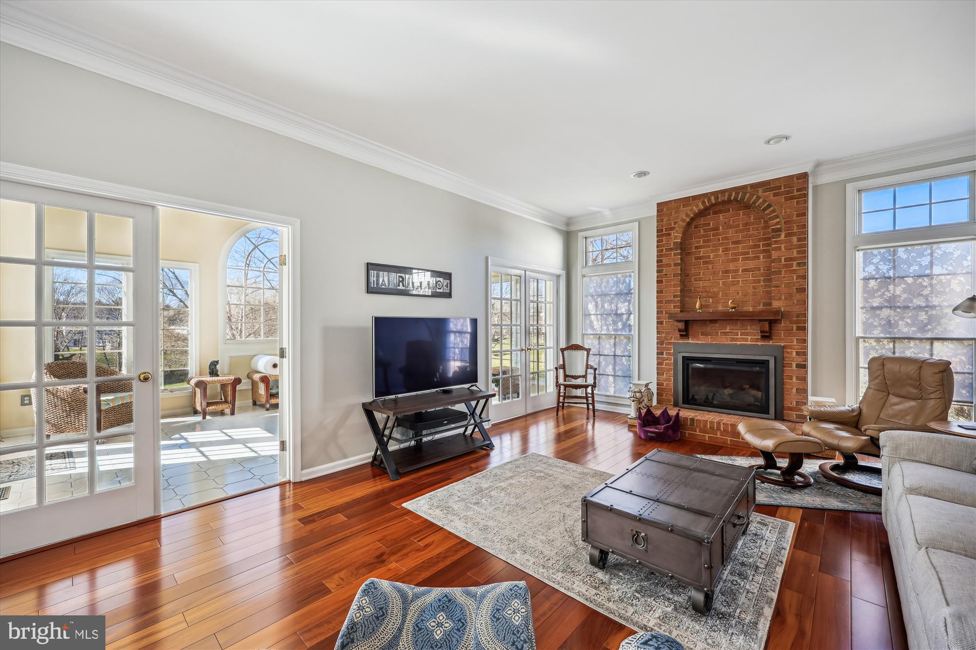 HUNTERS RUN - Residential