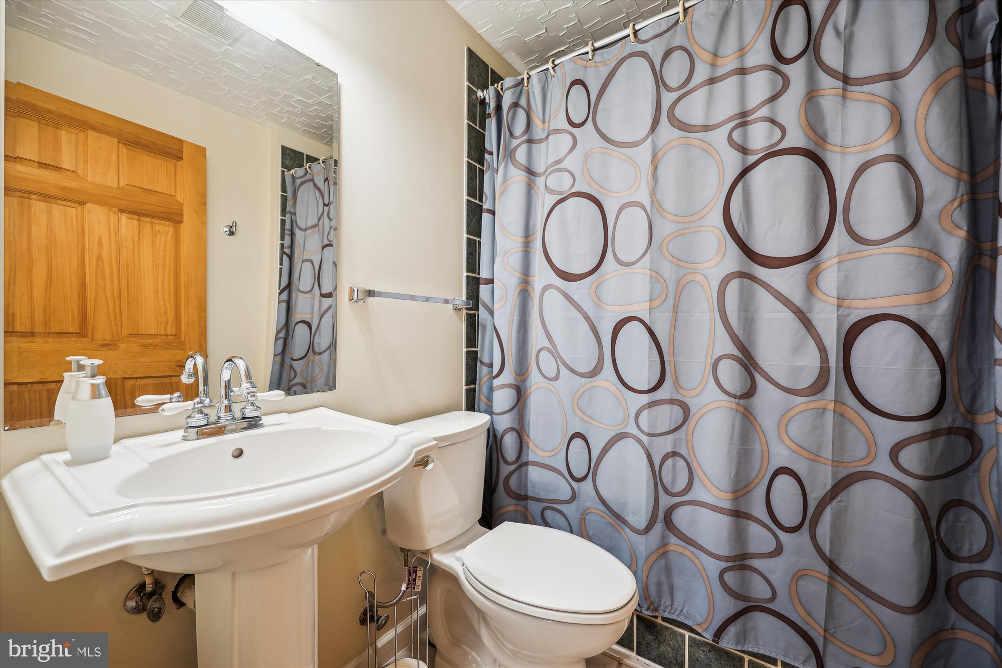 HUNTERS RUN - Residential