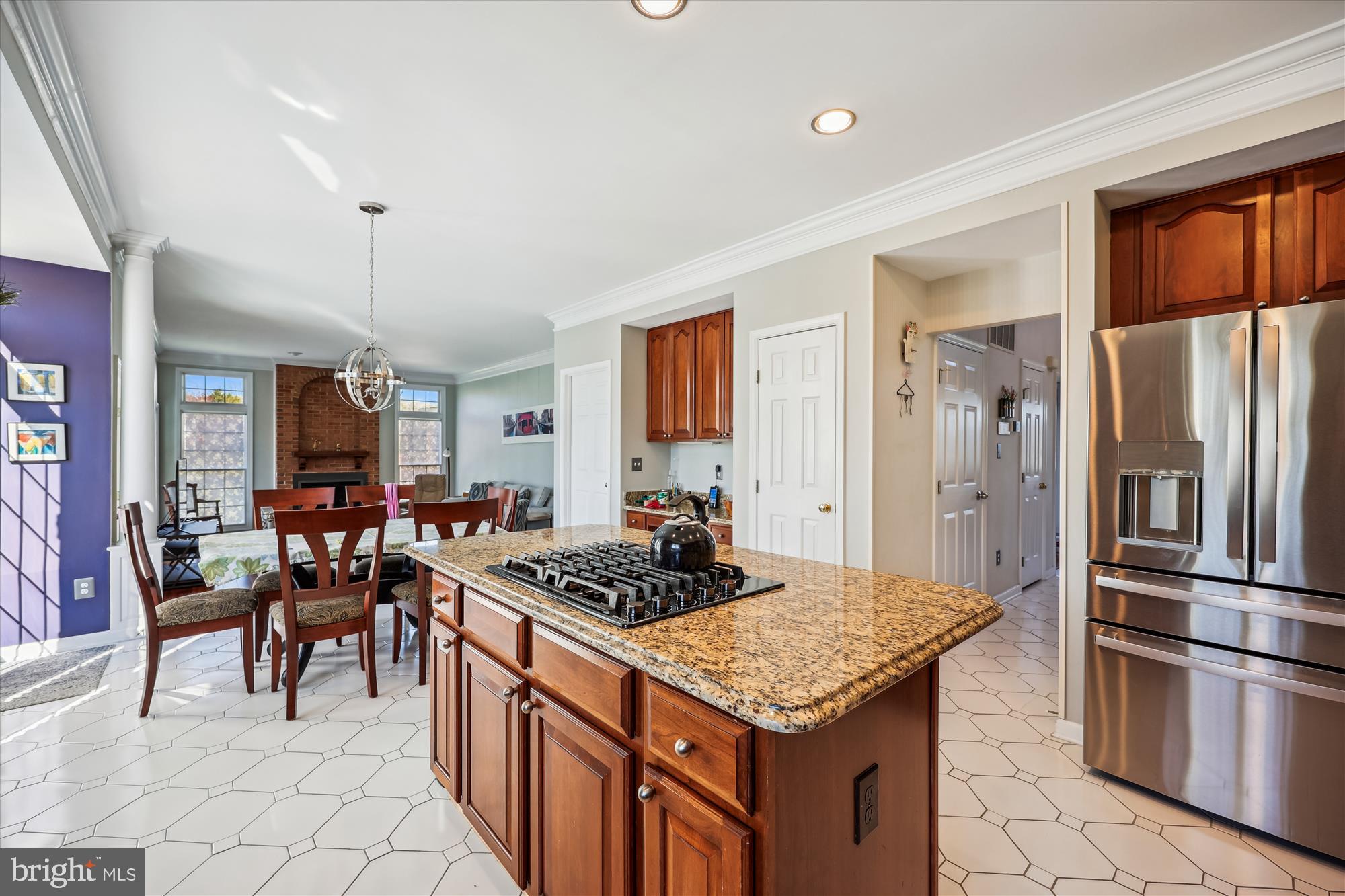 HUNTERS RUN - Residential