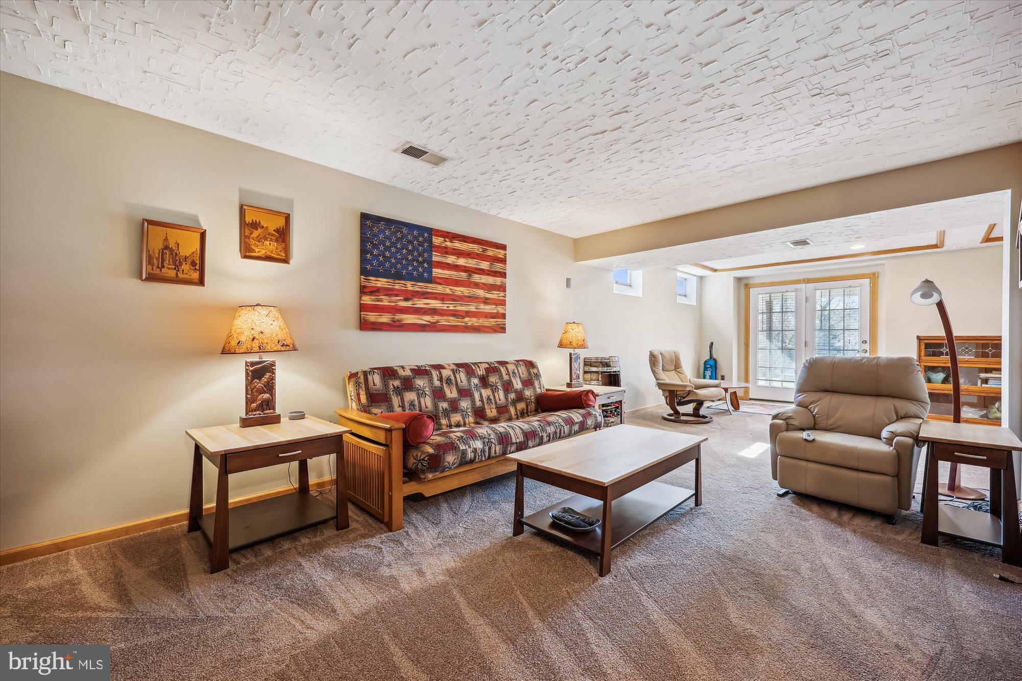 HUNTERS RUN - Residential