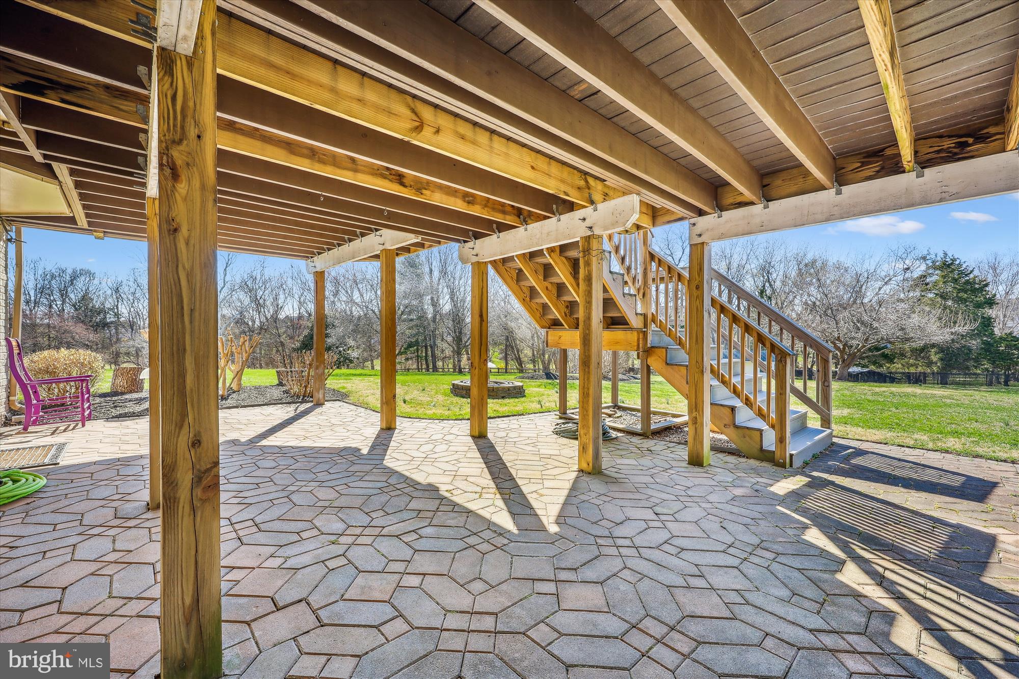 HUNTERS RUN - Residential