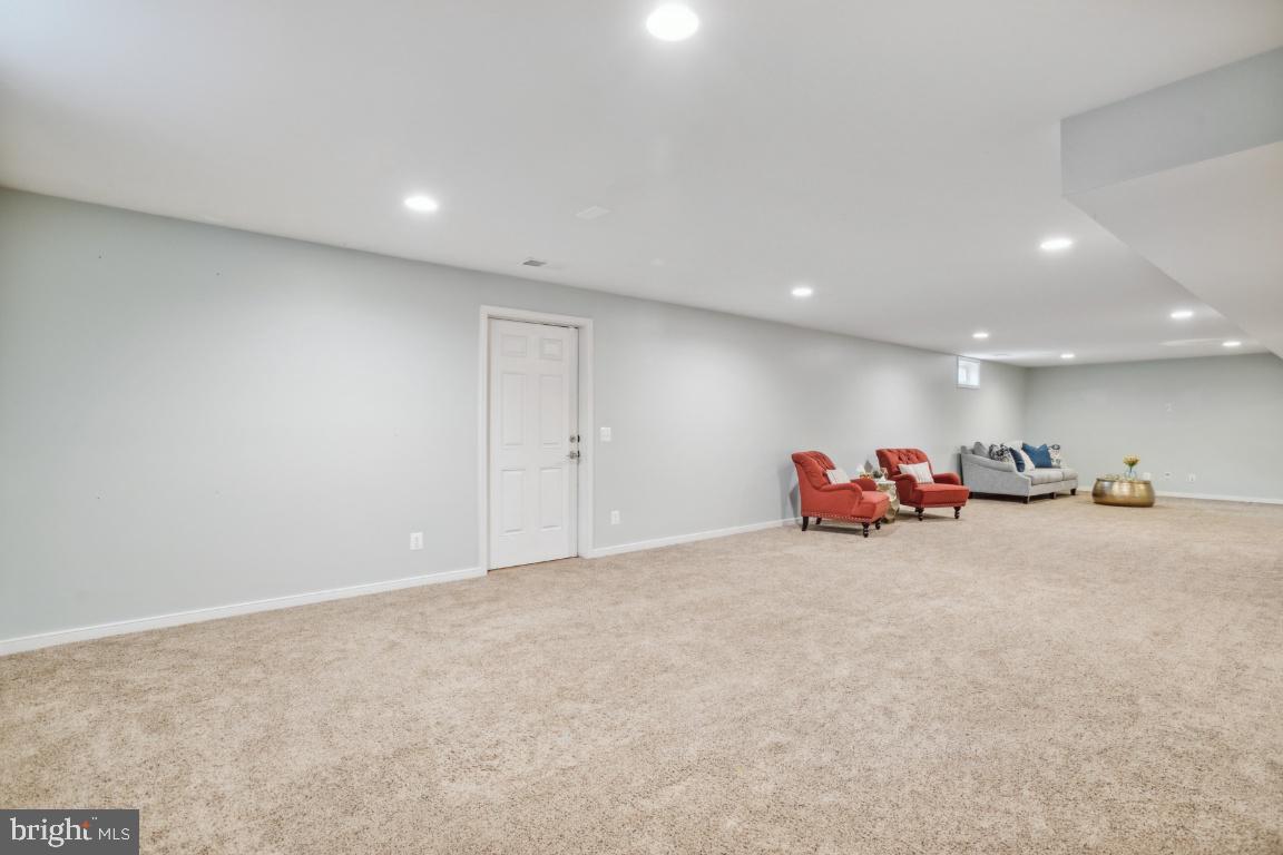 EVERGREEN VILLAGE - Residential