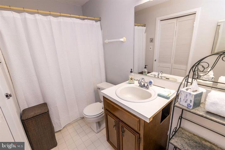 FOX VALLEY - Residential