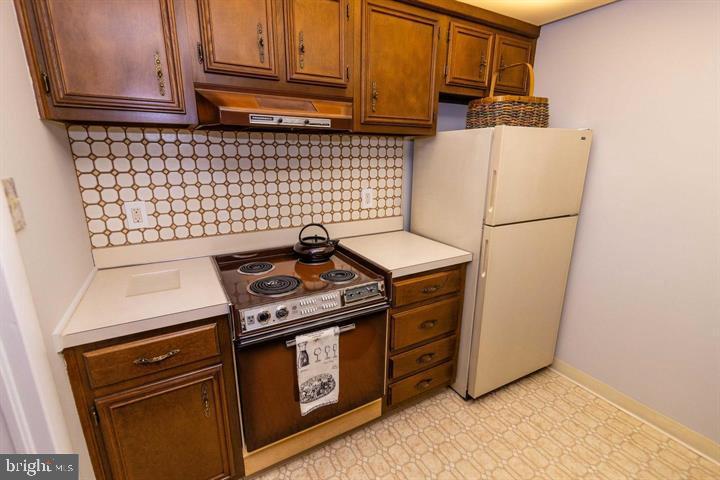 FOX VALLEY - Residential