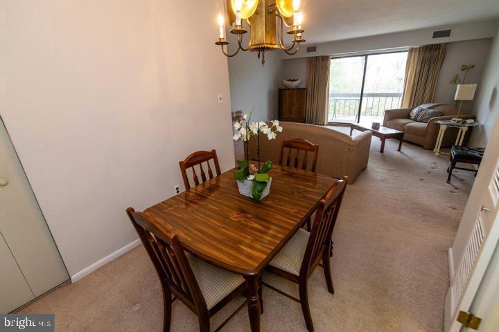 FOX VALLEY - Residential