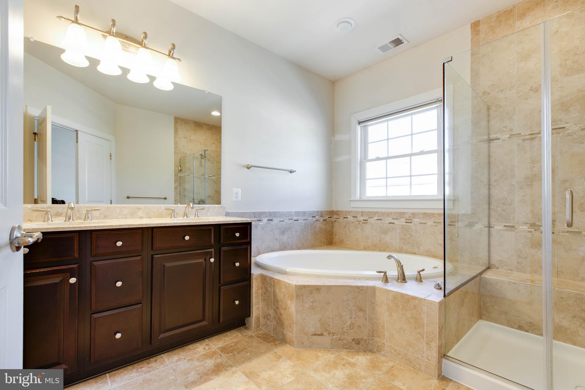 PARKSIDE - Residential Lease