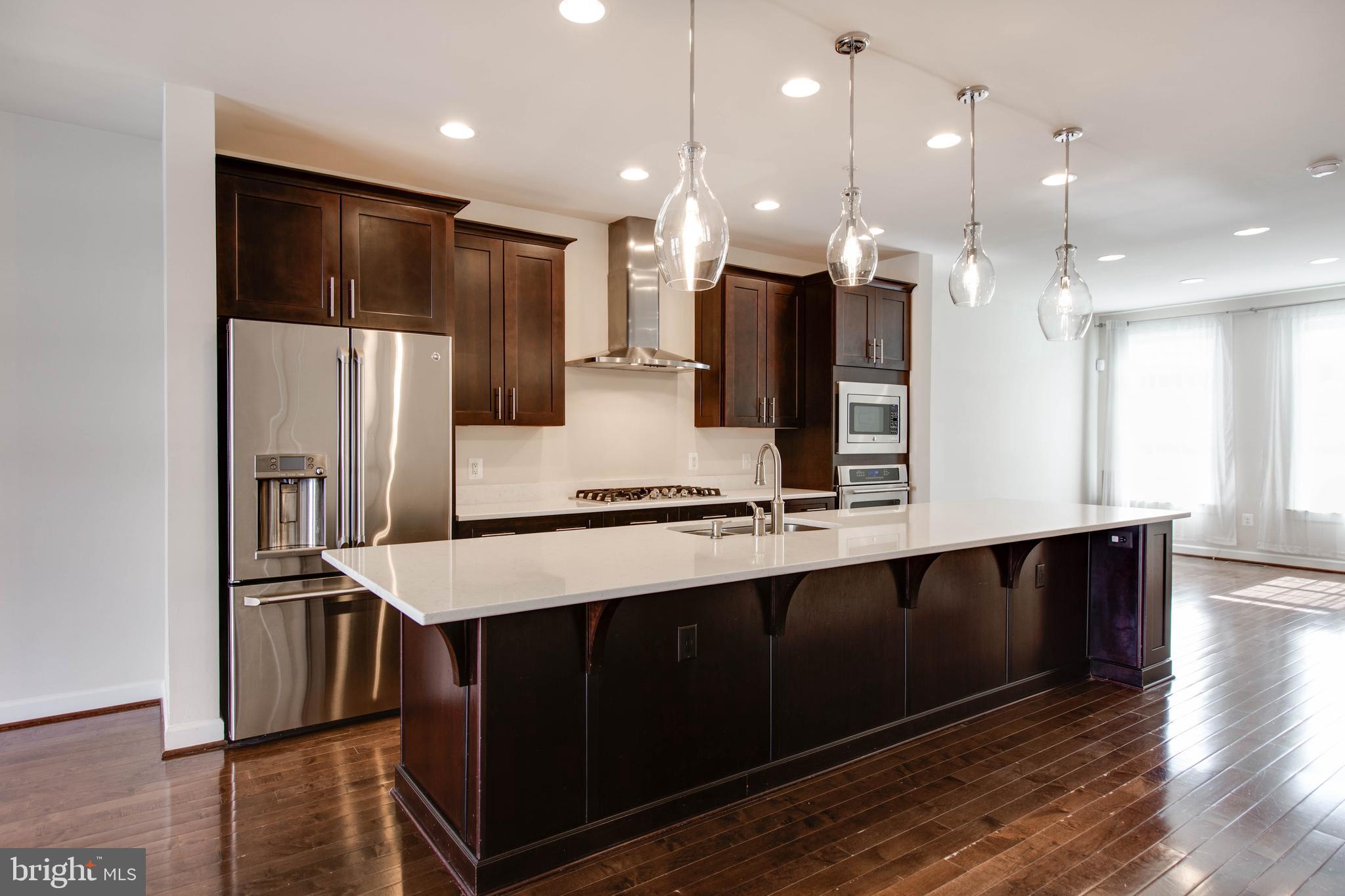 PARKSIDE - Residential Lease