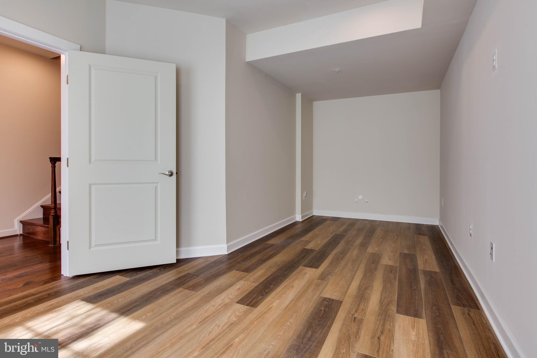 PARKSIDE - Residential Lease