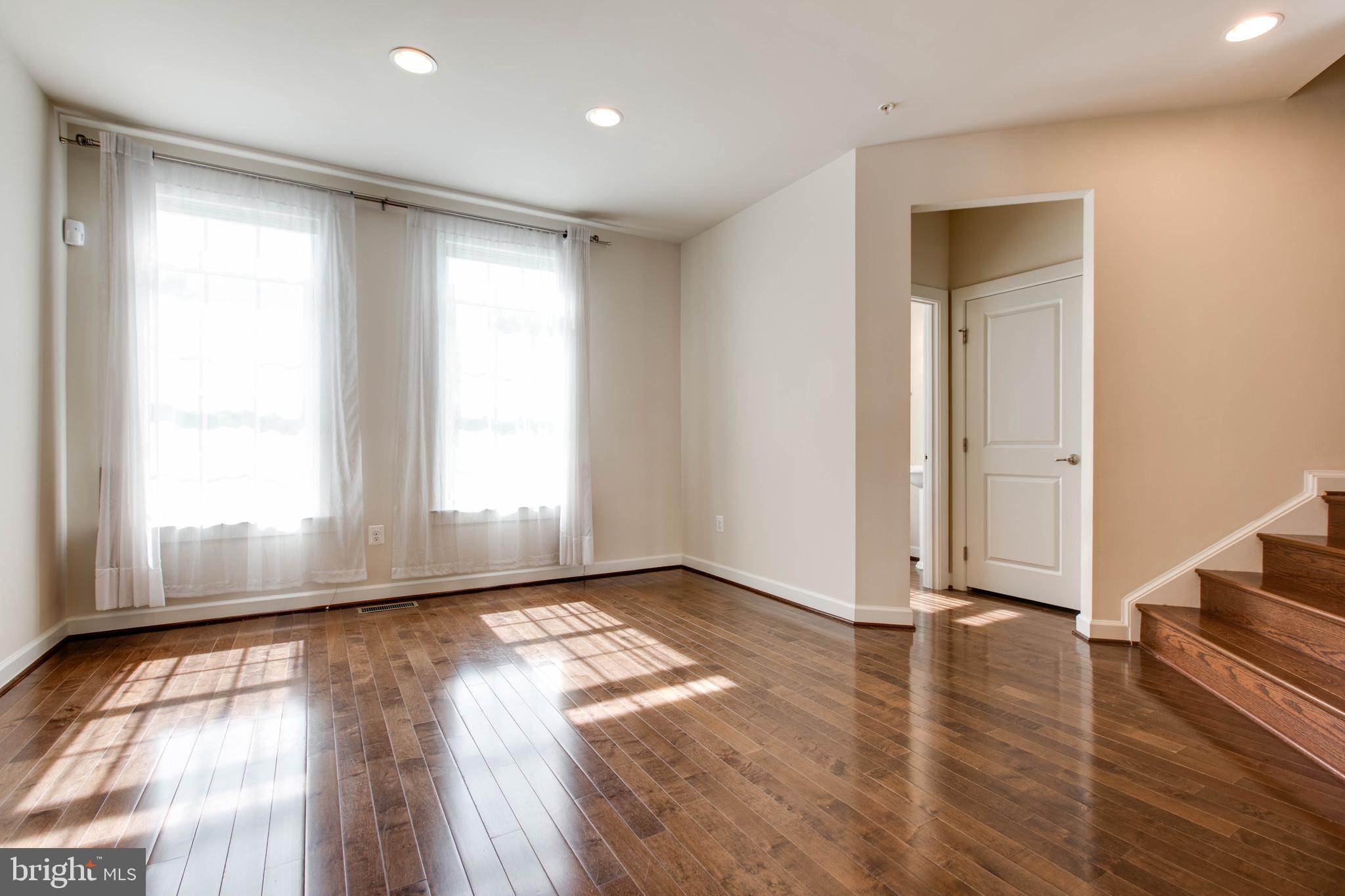 PARKSIDE - Residential Lease