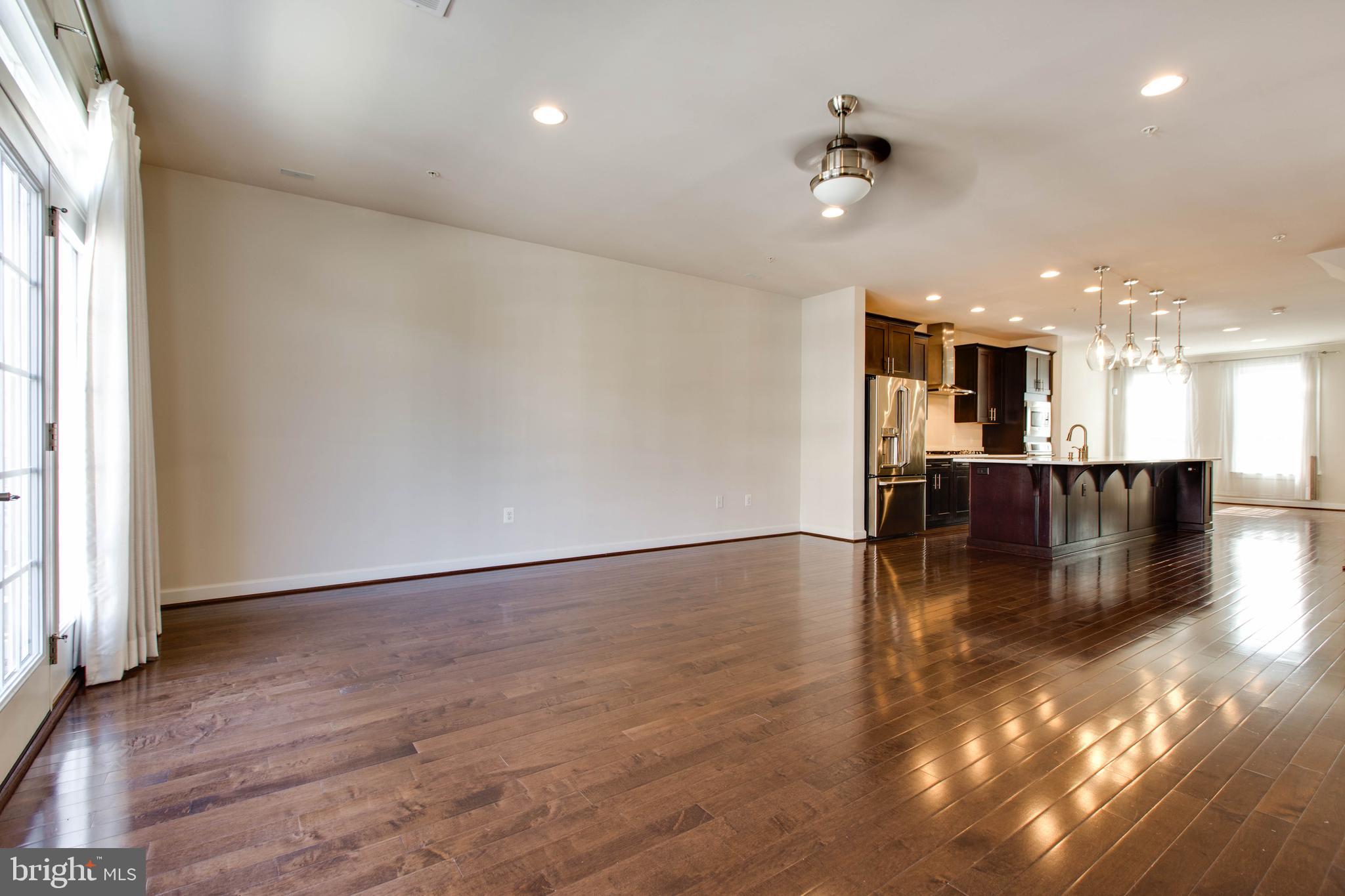 PARKSIDE - Residential Lease