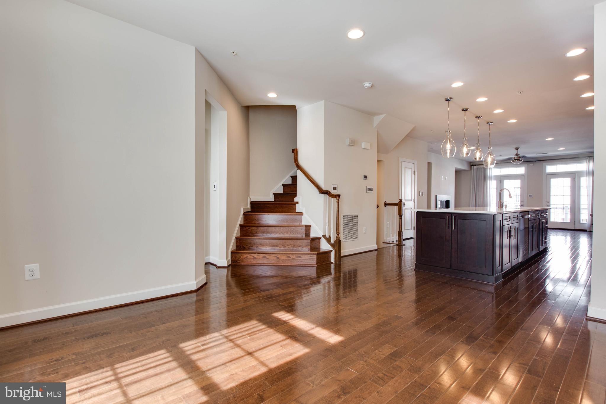 PARKSIDE - Residential Lease