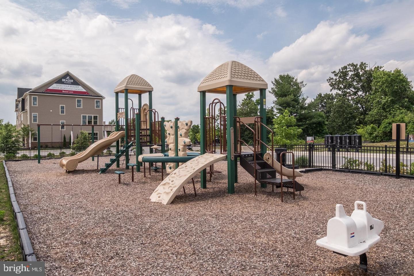 PARKSIDE - Residential Lease