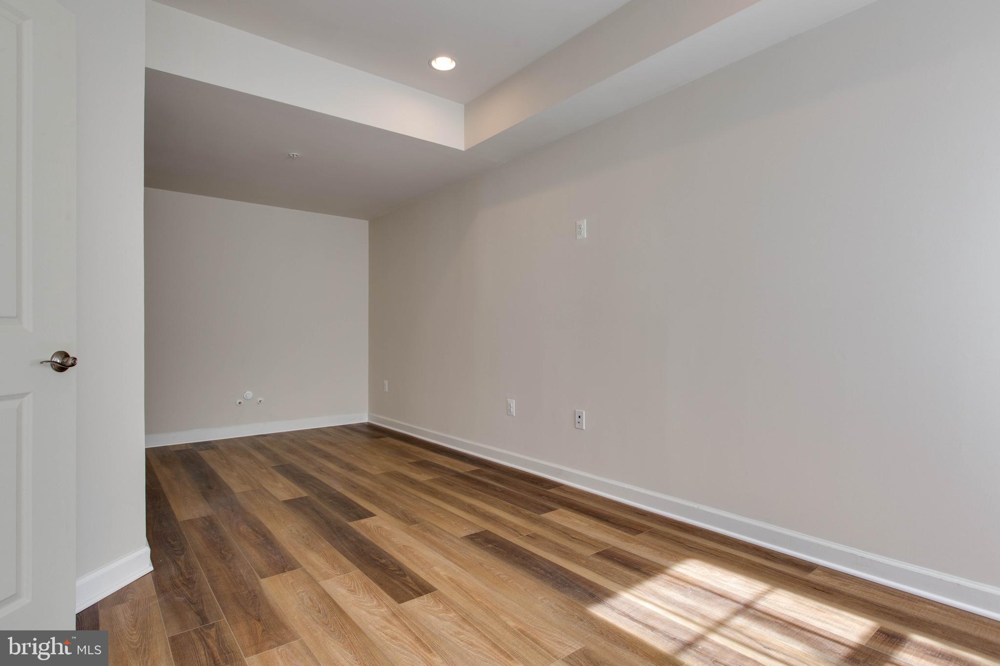 PARKSIDE - Residential Lease