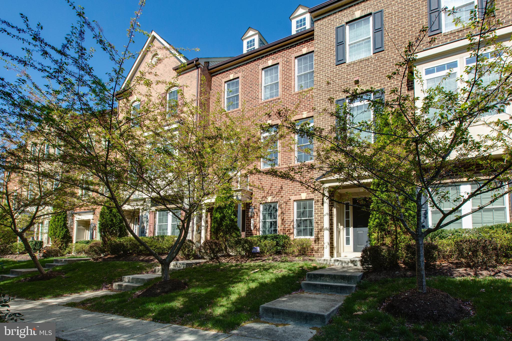 PARKSIDE - Residential Lease