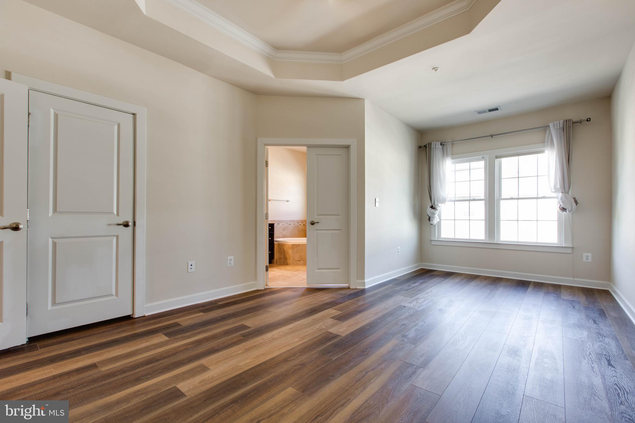 PARKSIDE - Residential Lease