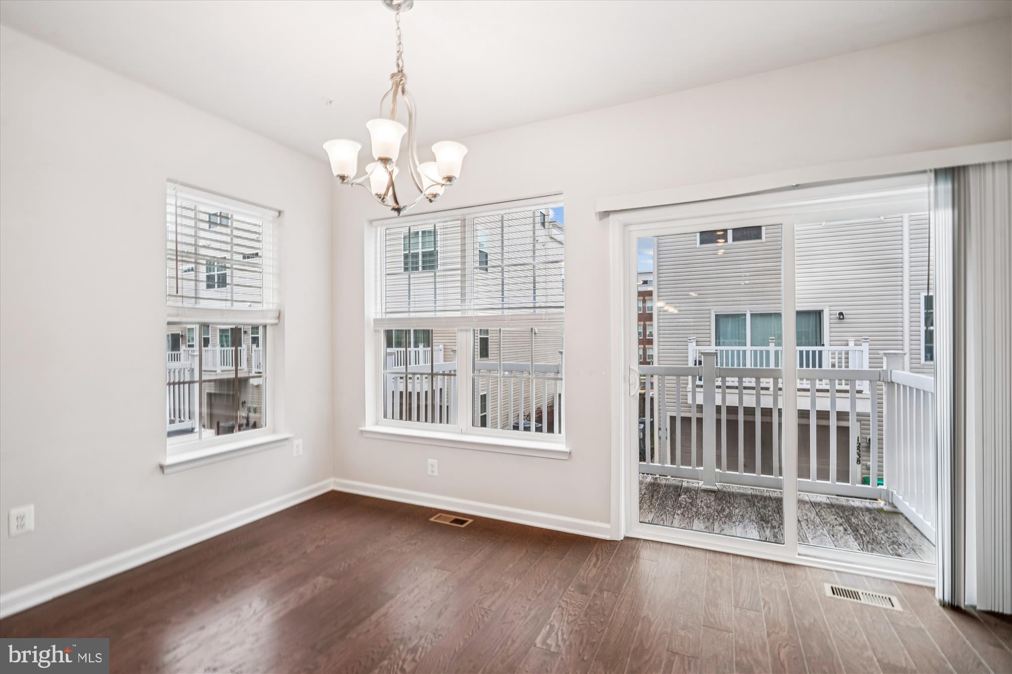 BRICK YARD STATION - Residential