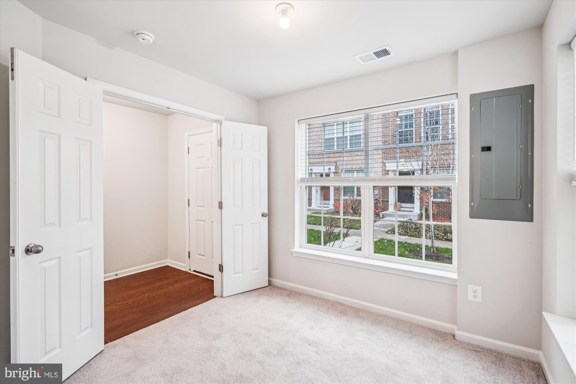 BRICK YARD STATION - Residential