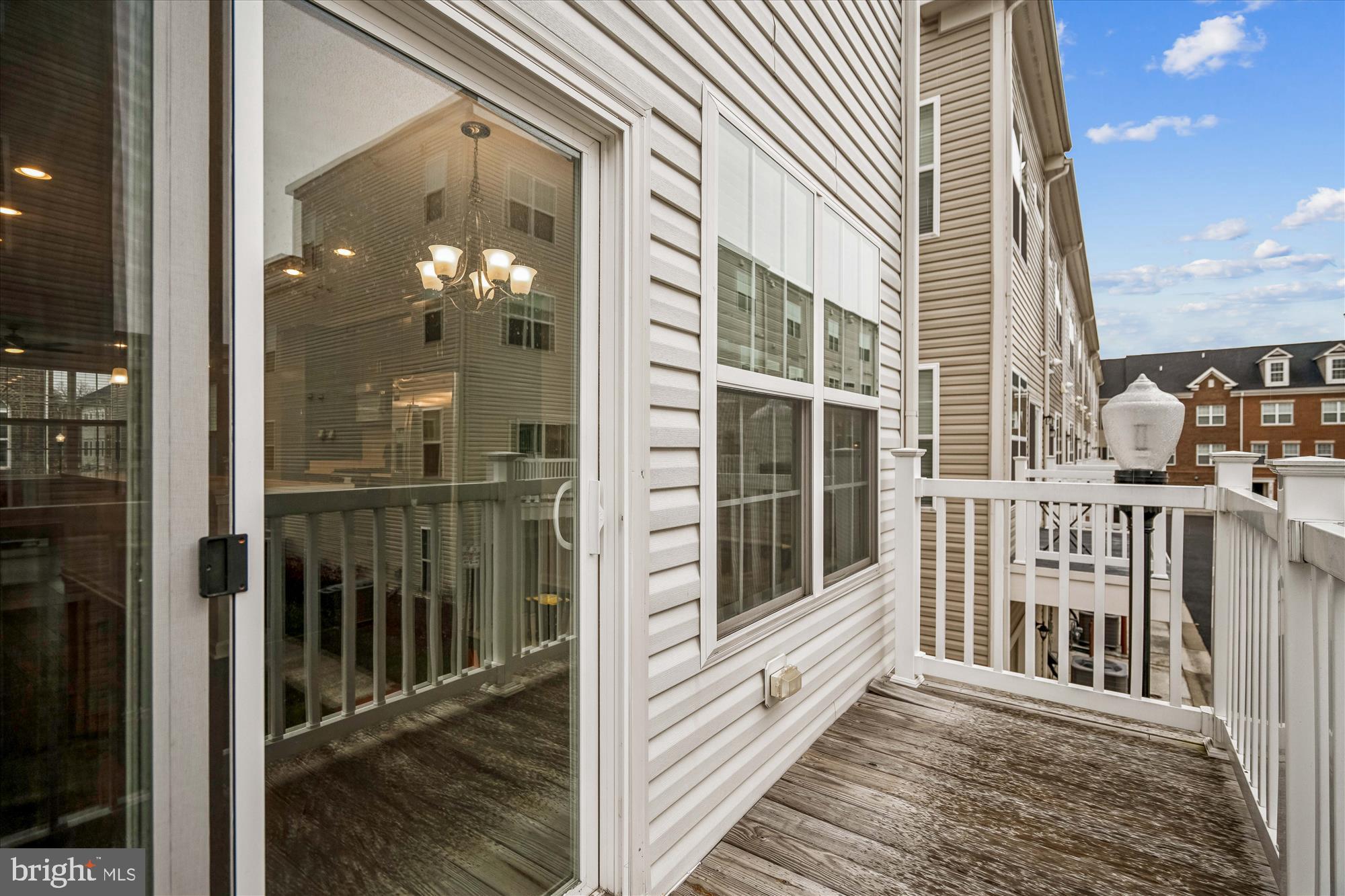 BRICK YARD STATION - Residential