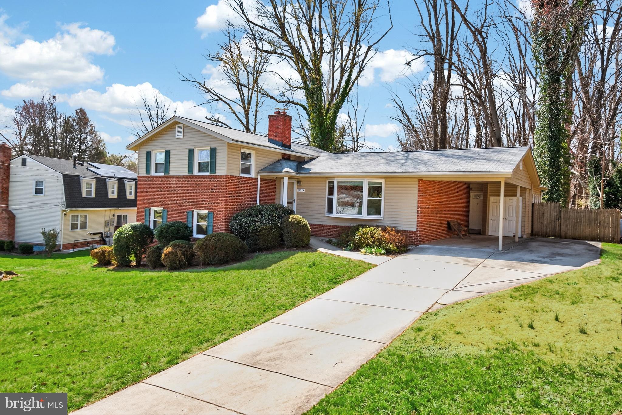 11004 OAKWOOD STREET