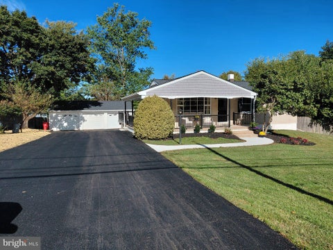 Photo of 75 W Mount Kirk Avenue, EAGLEVILLE, PA 19403 (MLS # PAMC2196492)
