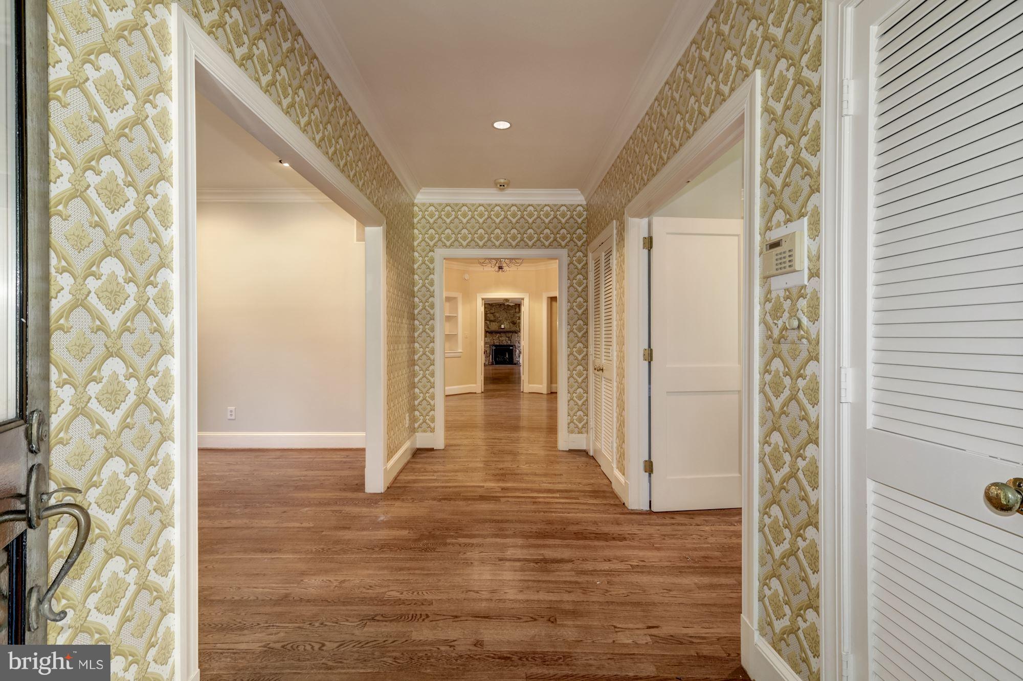 CHEVY CHASE - Residential