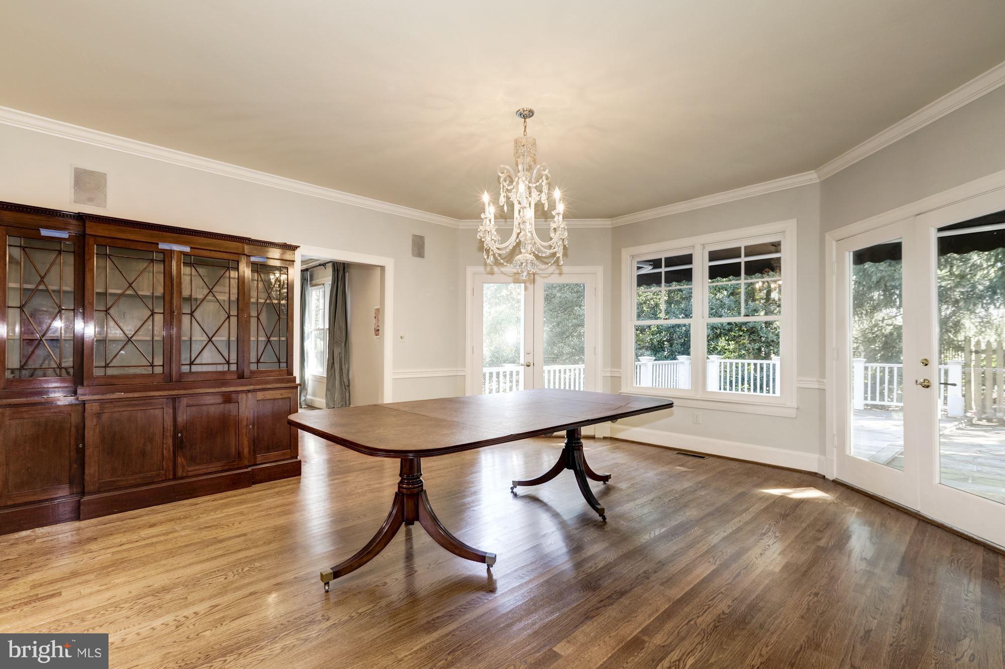 CHEVY CHASE - Residential