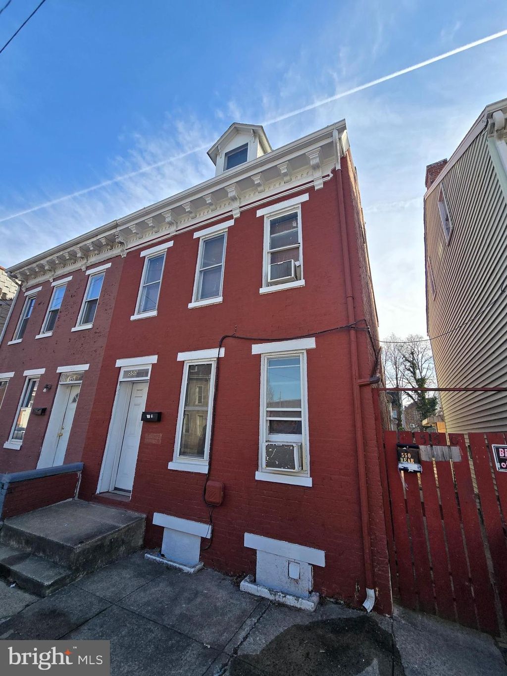 Photo of 550 W Philadelphia Street, YORK, PA 17403 (MLS # PAYK2097314)