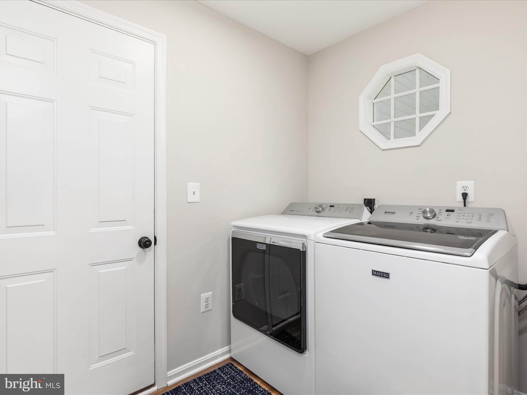 BUCKLAND OAKS - Residential