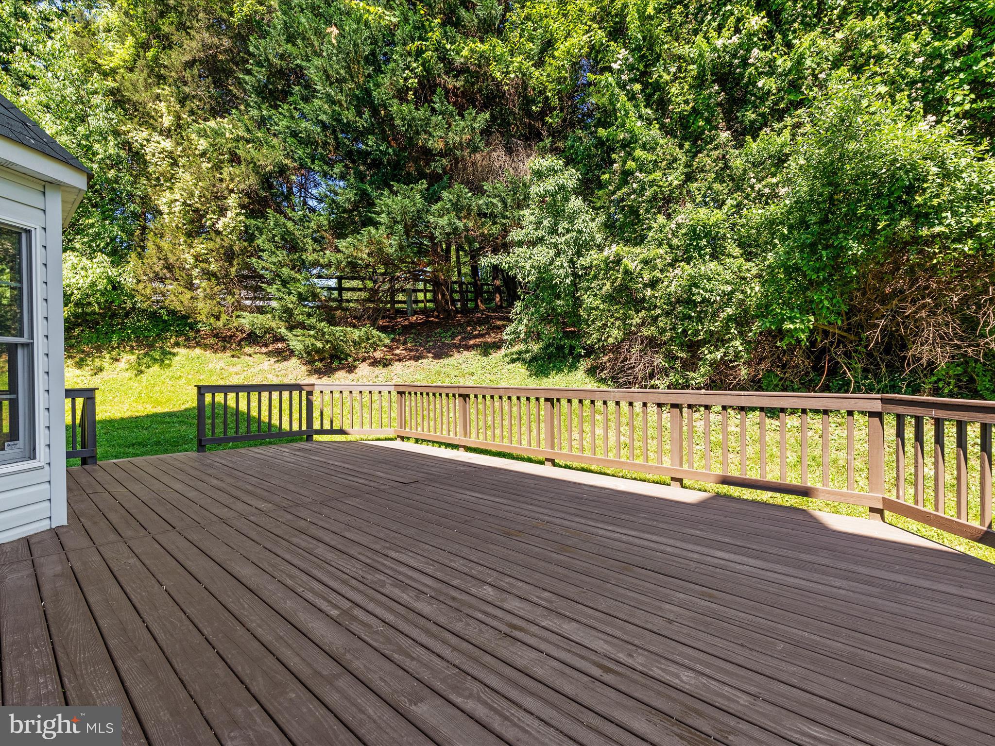 BUCKLAND OAKS - Residential