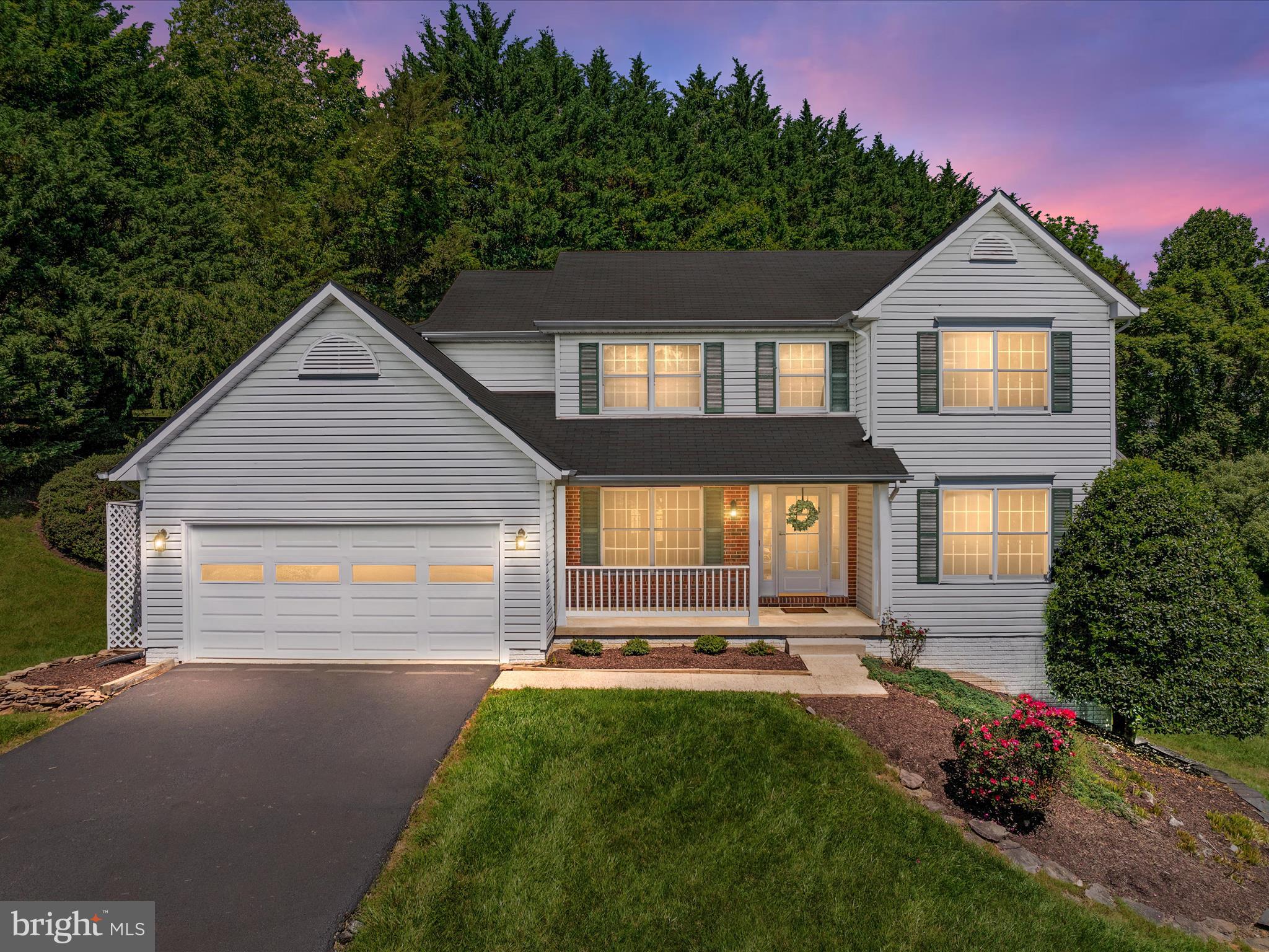 BUCKLAND OAKS - Residential